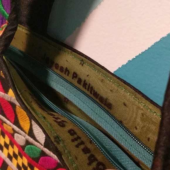Handmade Indian Elephant Tote - Picture 5 of 7
